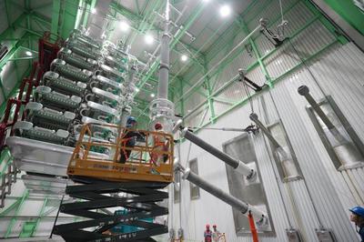 上?！?00千伏南橋換流站“中國心”完成首次“全面體檢”